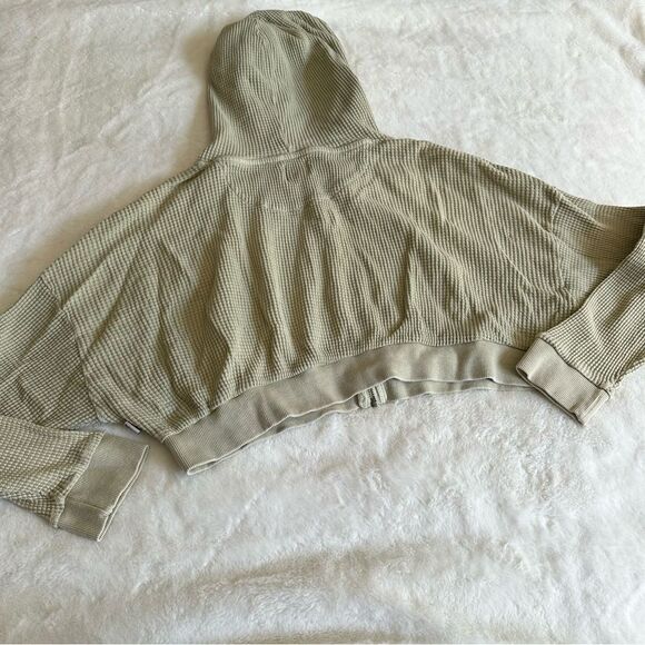 BDG Urban Outfitters Green Waffle Knit Zip Up Sweatshirt Size Small - Picture 9 of 10